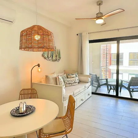 Tropical Apartment King Bed Artificial Beach And Golf Course
